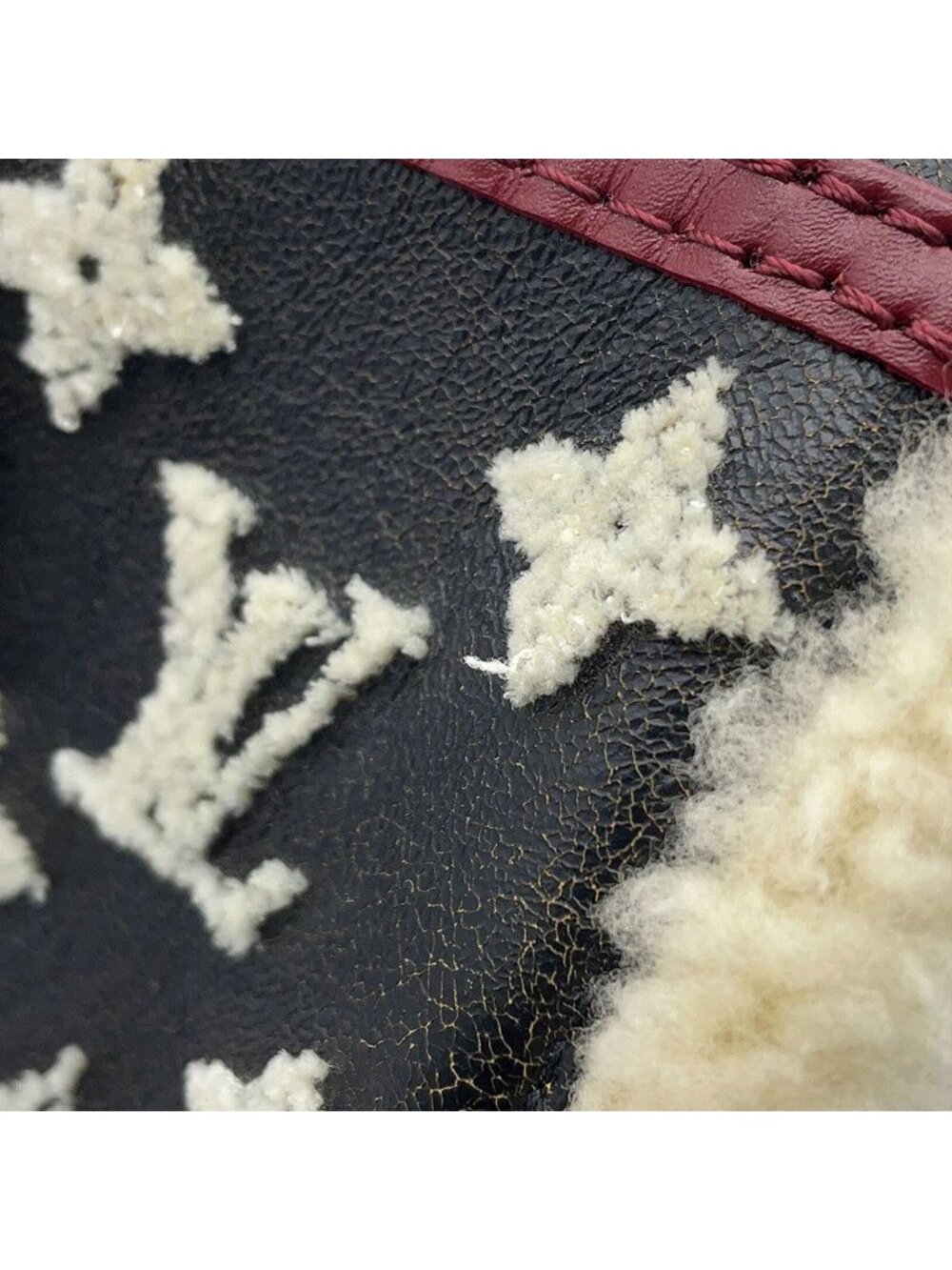 Louis Vuitton Handbag Monogram Shearling Keepall Bandouliere 25 2-Way - Picture 9 of 10